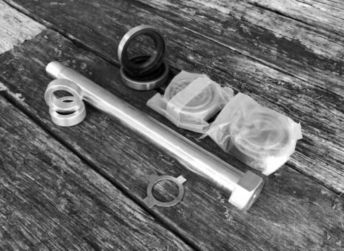 Swing Arm Axle Kit for Harley Shovelhead FLH 1973-1984 FX 1976-1984